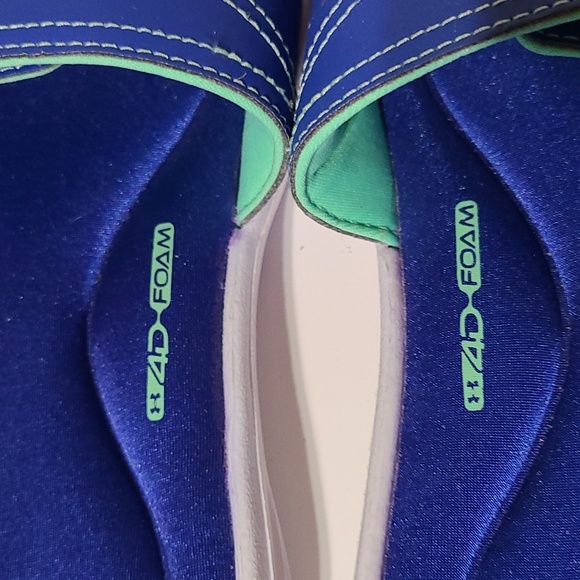 Under Armour Sandles Size 8 - Picture 8 of 9